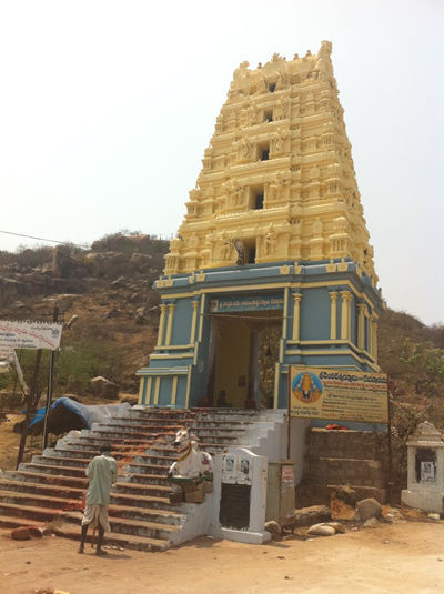 It is ancient and historical temple. the lord ramalingeswara swamy erected by lord parusharama in trethayugam. In tretayugam Lord parusharama was erected a small idol shiva lingam in enclave with west face